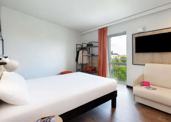 Ibis Clermont-Ferrand Centre Stade