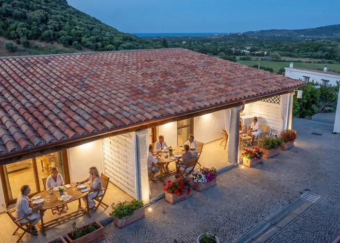 Nioleo - Apartments And Pool