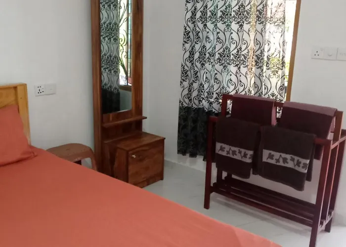 U New Guest House