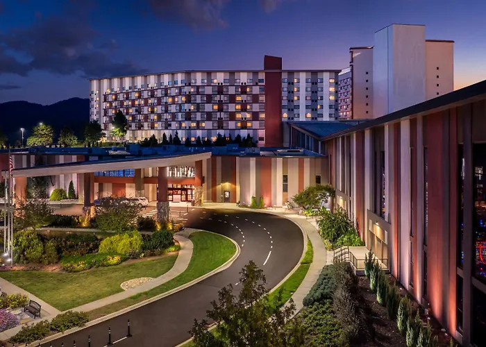 Harrah'S Cherokee Valley River Hotel & Casino - A Caesars Rewards Destination