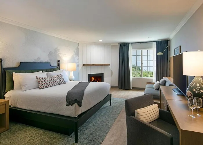 Fireside Inn On Moonstone Beach
