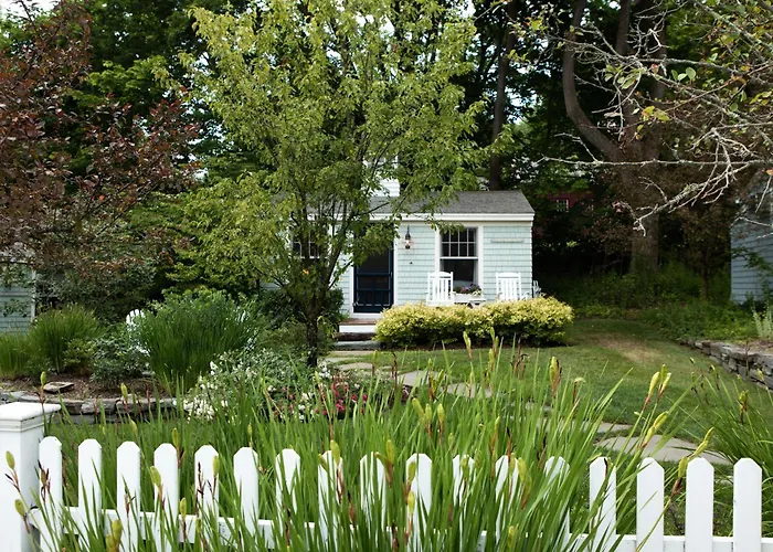 The Cottages At Cabot Cove