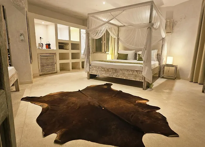 The Villa Luxury Suites Hotel