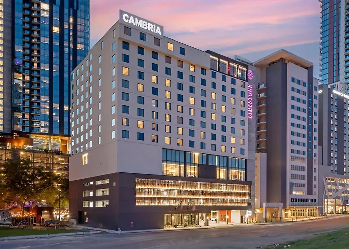 Cambria Hotel Austin Downtown