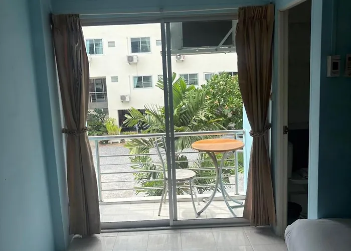 Castaway'S Hua Hin