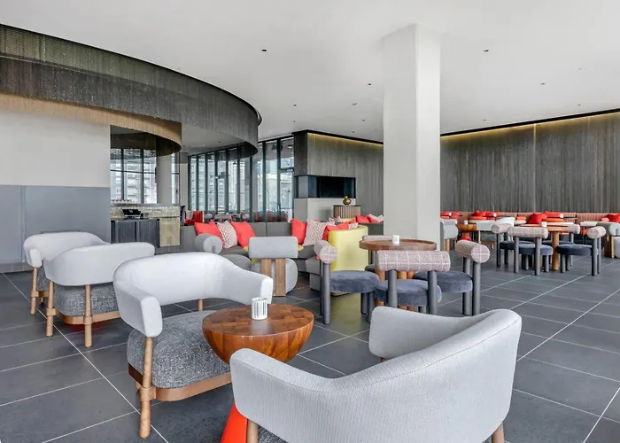 Cambria Hotel Austin Downtown