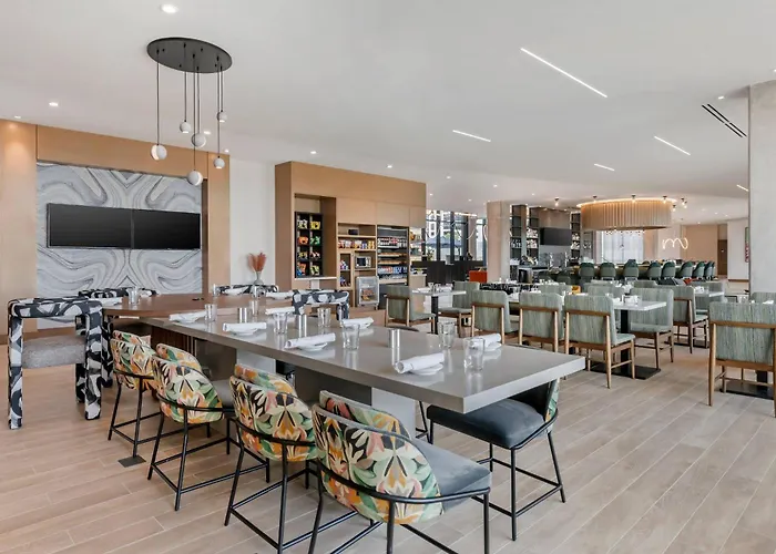 Cambria Hotel Austin Downtown