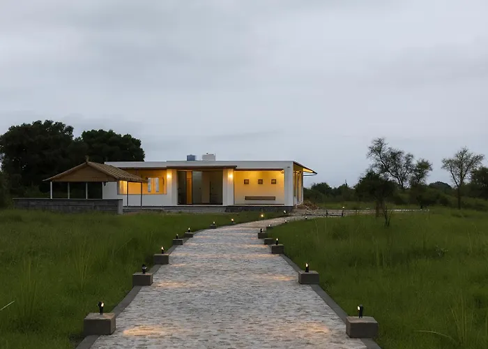 Jawai Vanya Bagh - Luxury Leopard Safari Resort