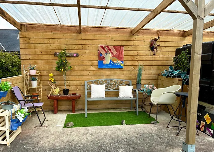 Tigh Noor - Escape To Kinvara By The Sea!