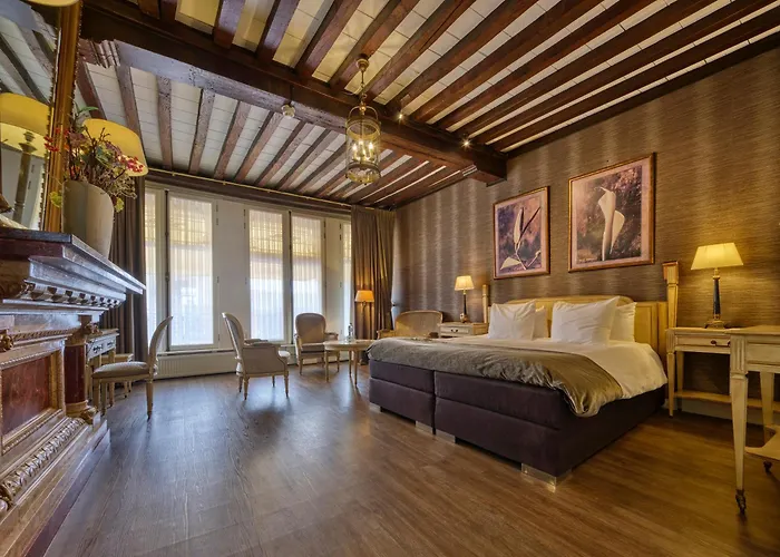 Grand Hotel En Residence De Draak