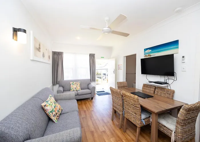 Forster Holiday Village