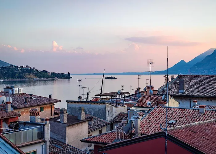 Hotel Lago Di Garda
