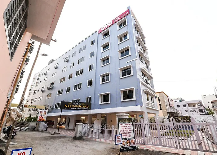 Hotel O Naaidu Grand