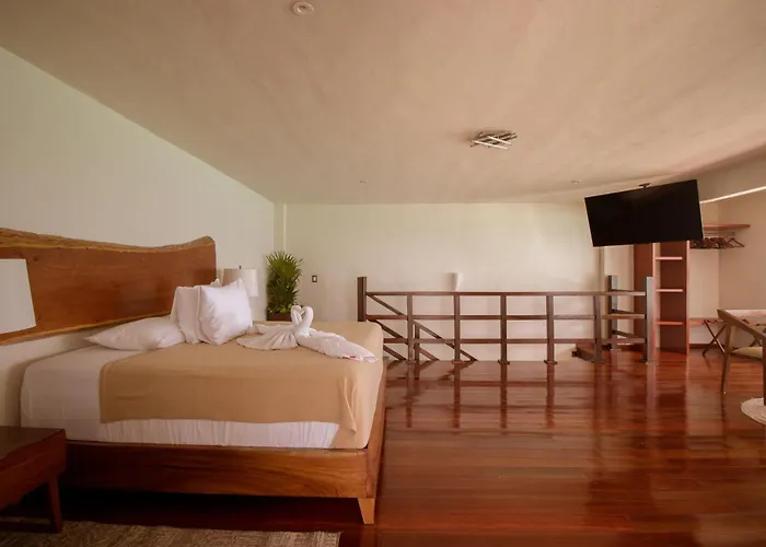 Cuxos Hotel Beachfront