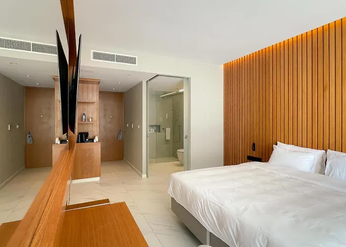 Radisson Beach Resort Larnaca