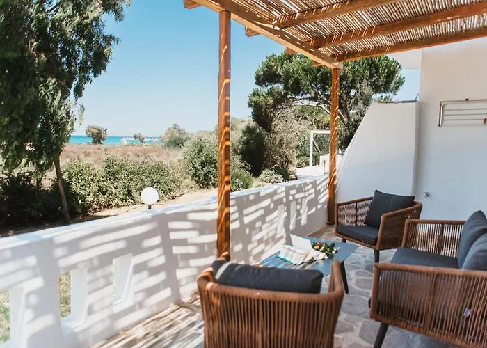 Alkyoni Beach Hotel