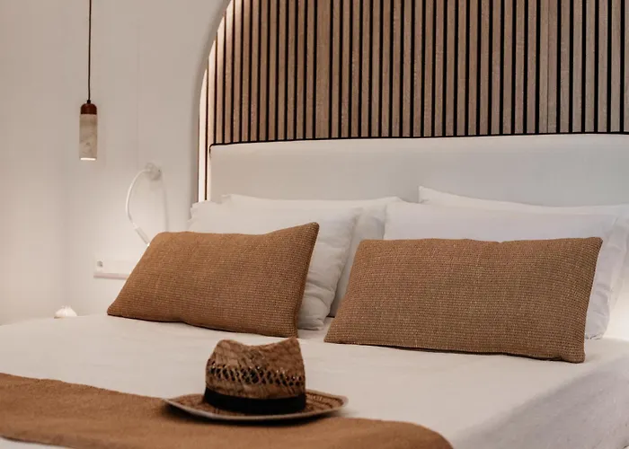 Alkyoni Beach Hotel