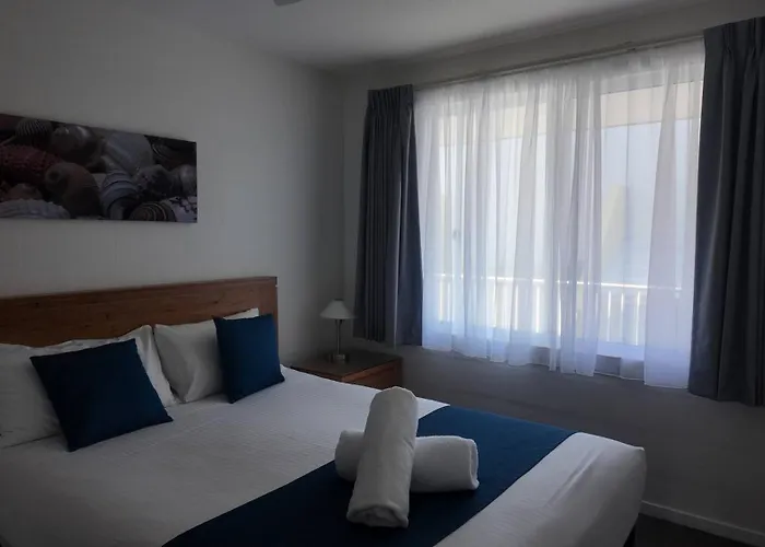 Albacore Apartments