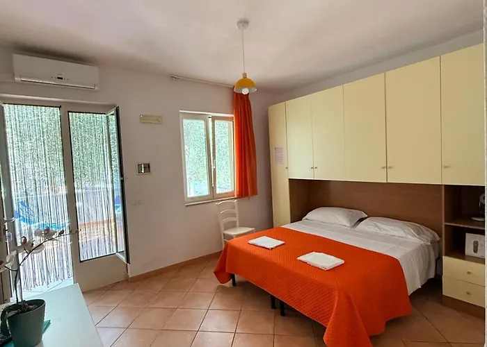 Vignanotica Beach Apartments