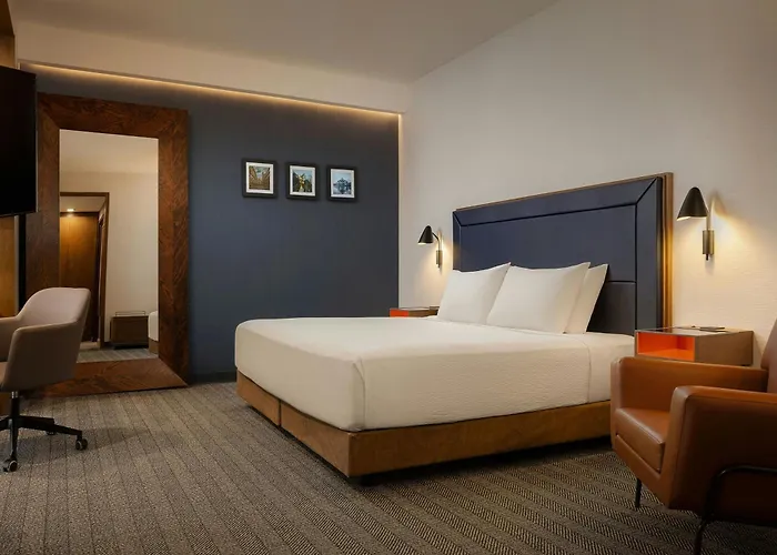 Courtyard By Marriott Mexico City Airport