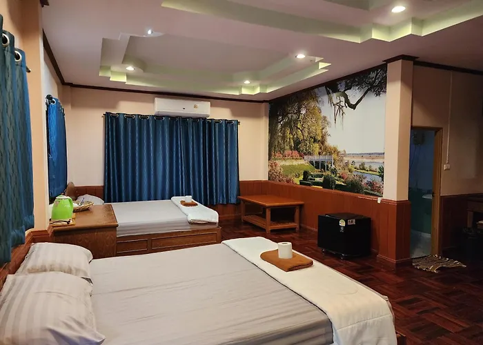 Coral Resort & Bungalows