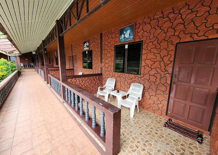 Coral Resort & Bungalows