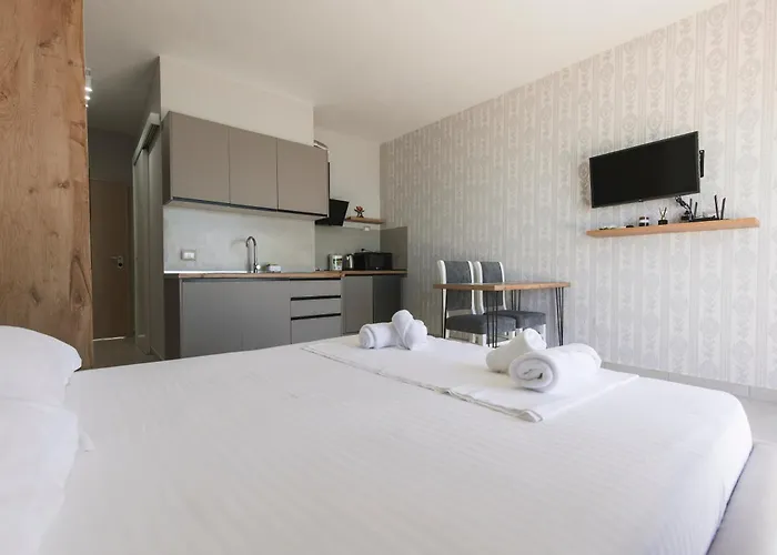 Lotus Apartments