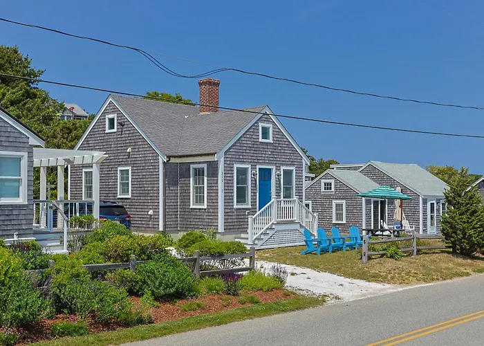 Sandy Beach Cottage On Wellfleet Bay