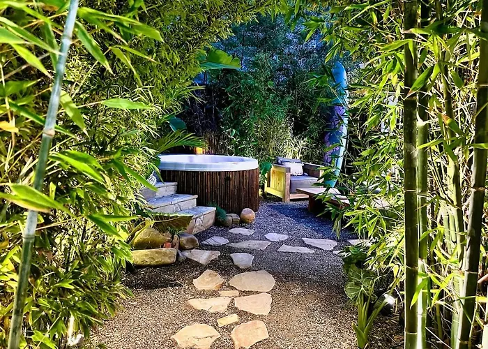 Nidomare - Channel Islands Beach Retreat
