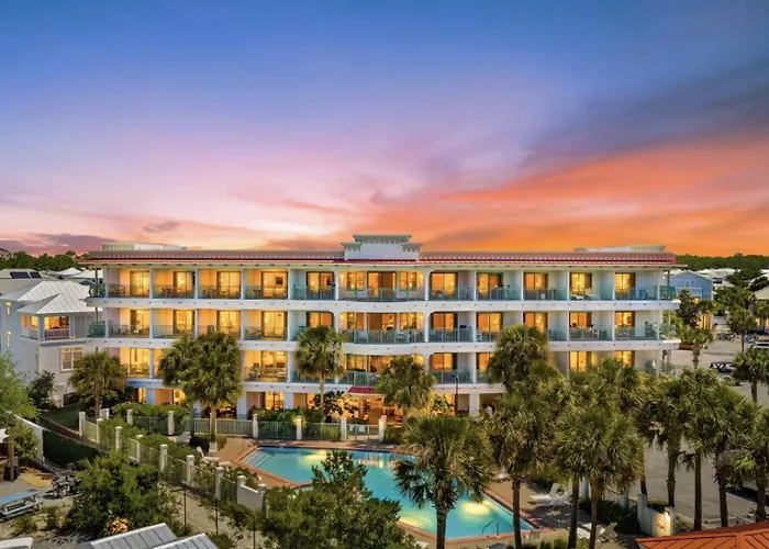 Bluehavenon30A-Between Rosemary & Alys Beach -Steps To Beach & Dining-Sleeps 3