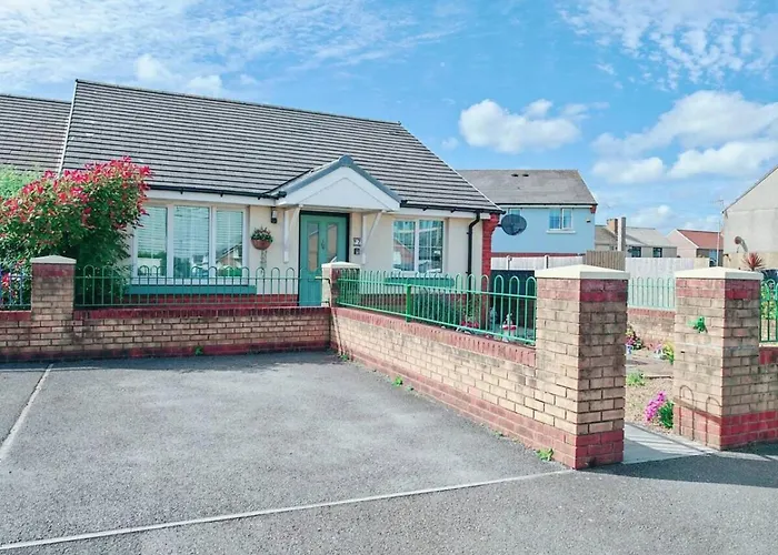 Fully Accessible Bungalow By The Beach