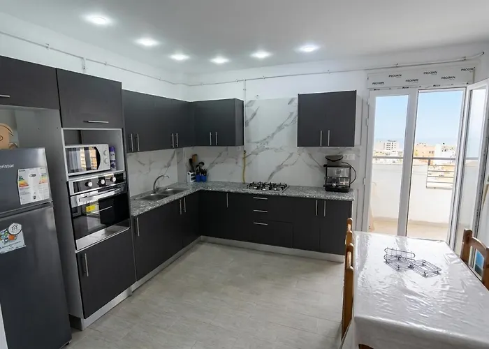 Apartment Rental F3 With Sea View