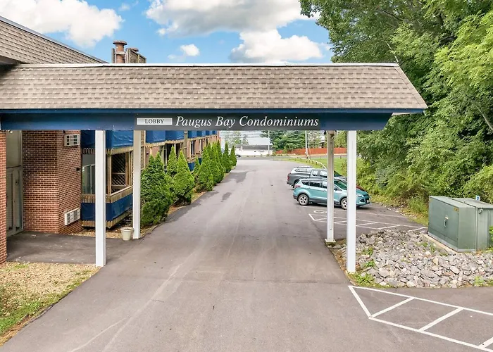 Gilford Banff Style Stay, Pool, Gym & Parking