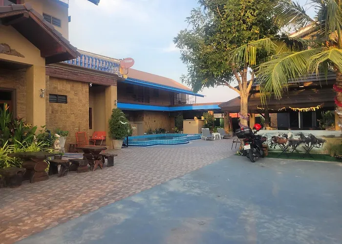 Get Inn Hua Hin Pool View