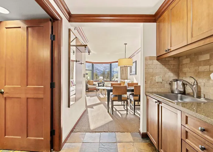 Remodeled Second Floor Valley View Suite No Resort Fee