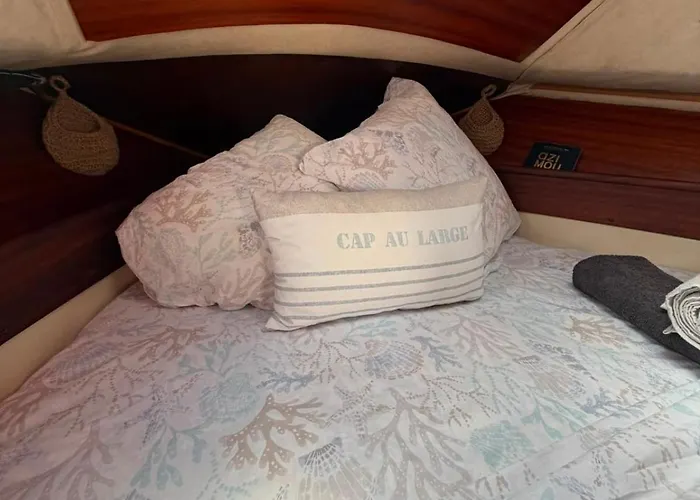 Nuit insolite à bord d'un voilier
