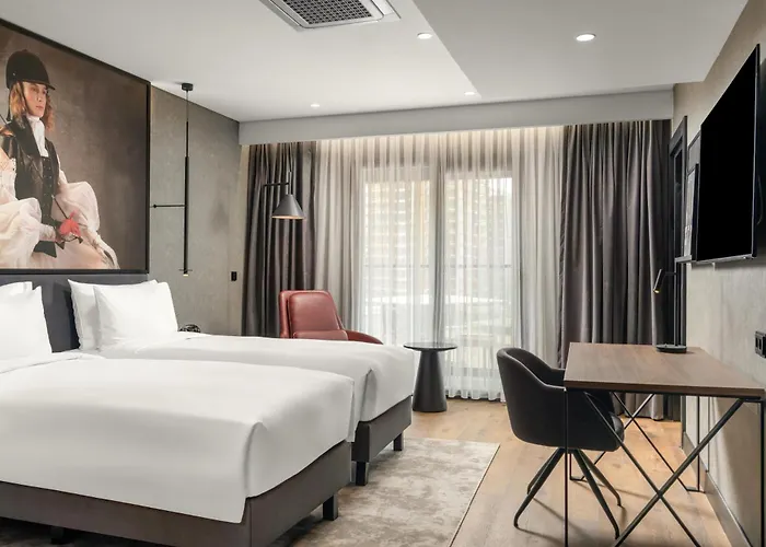 Radisson Red Izmir Point Bornova