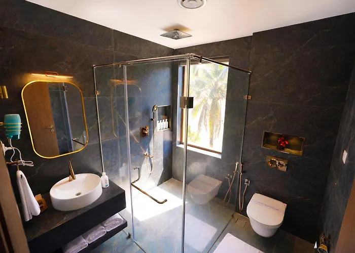 Malankara Palace Lake View Resort & Spa