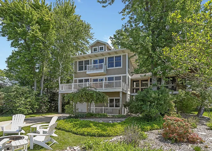 Beachfront Haven - Sunset Views - Hot Tub - Bbq - Family Friendly