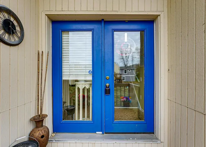 Private Beach Access! Lake Michigan Family Getaway