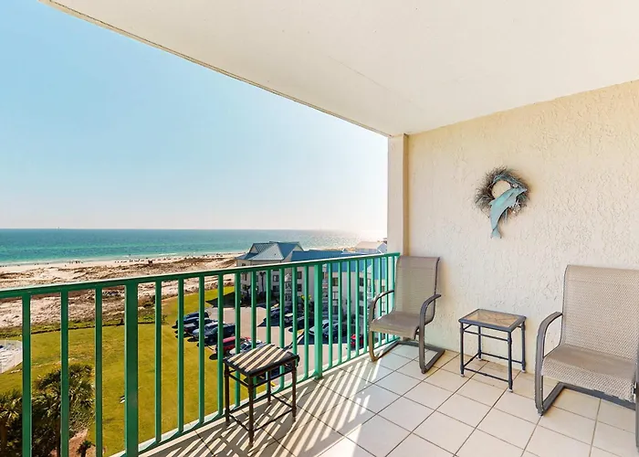 Gulf-Front Condo With Balcony Shared Pool Hot Tub & Beach Access