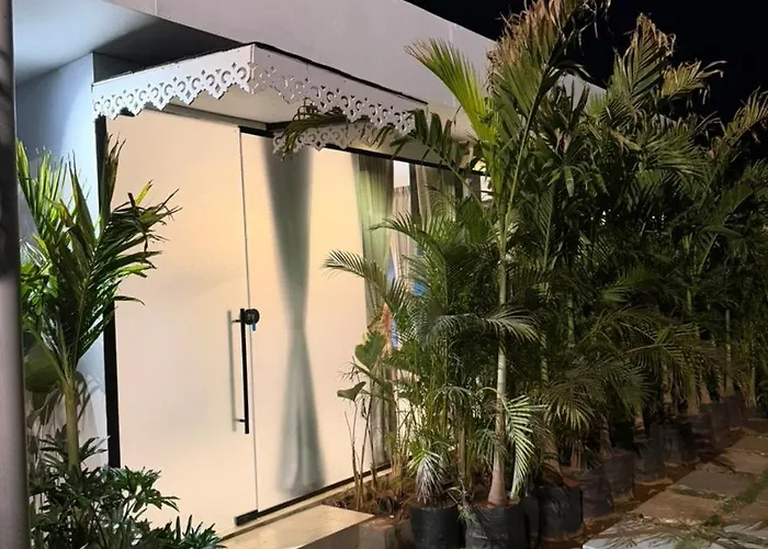 7 Tree Resort & Restaurant