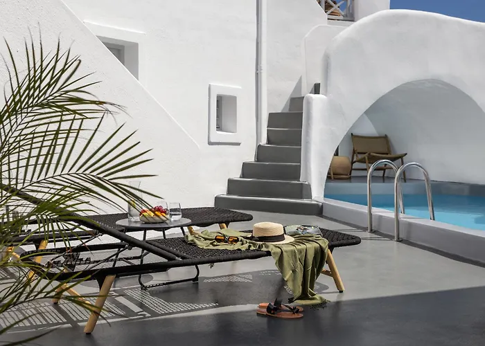 Elios Cave Suites
