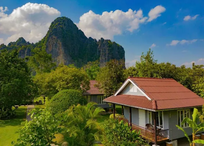 H&V Bungalow Vang Vieng