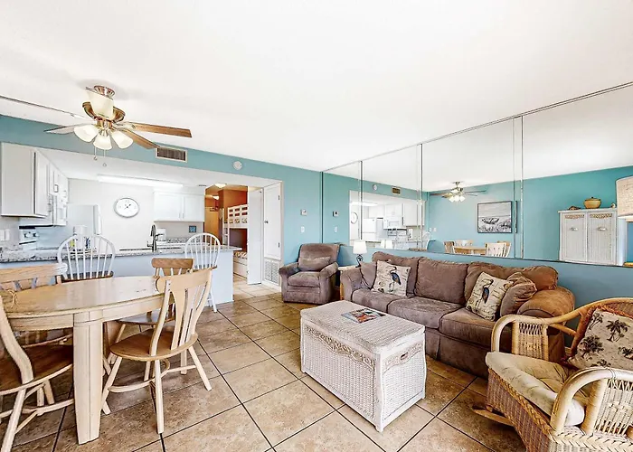 Ground-Floor Condo With Entertainment Shared Pool Hot Tub - Near Beach