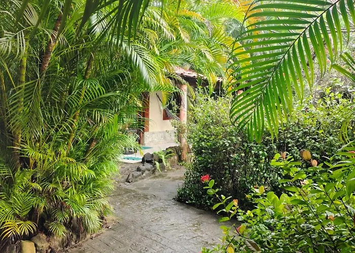 Okakoaras Hotel