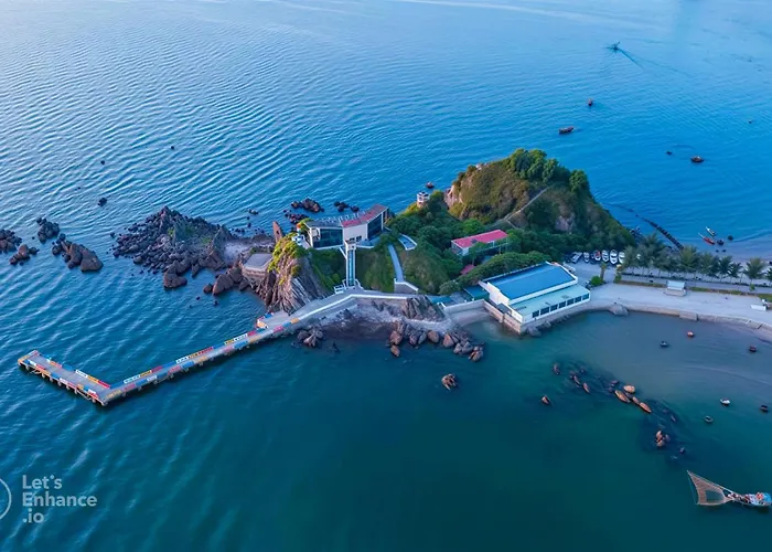 Lan Chau Luxury Hotel