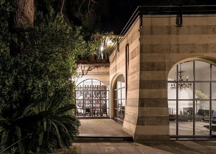 Villa Franca, a Garamonds Property