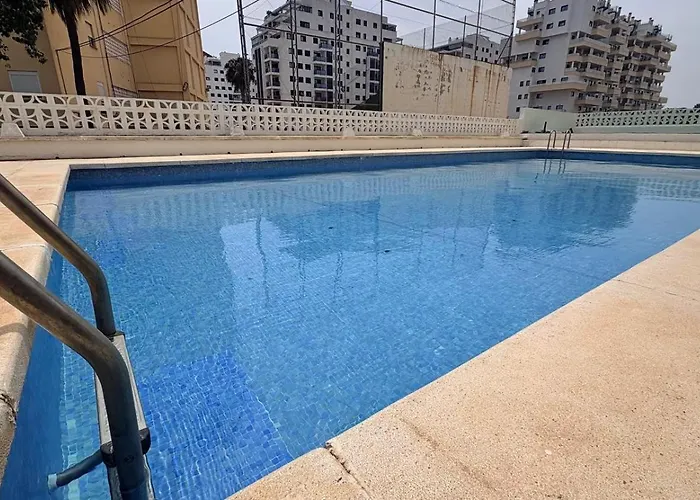 Apartamento con piscina, playa y cerca de Valencia