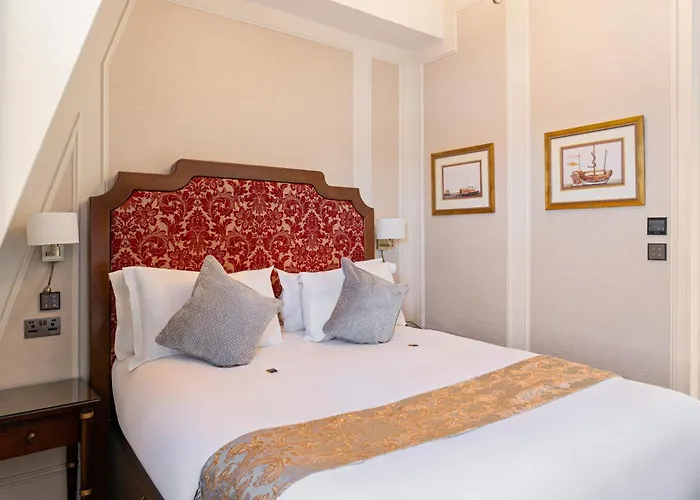 The Leonard Hotel London